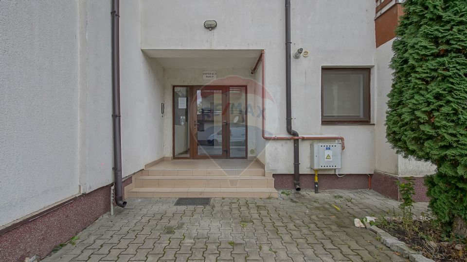 Apartament cu 2 camere decomandat cu gradina- Sanpetru