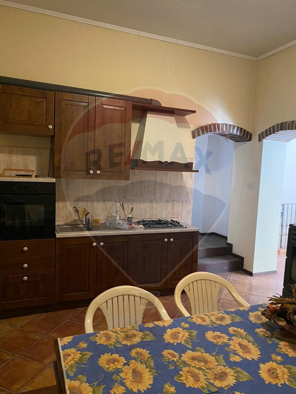 5 room House / Villa for sale, Central area