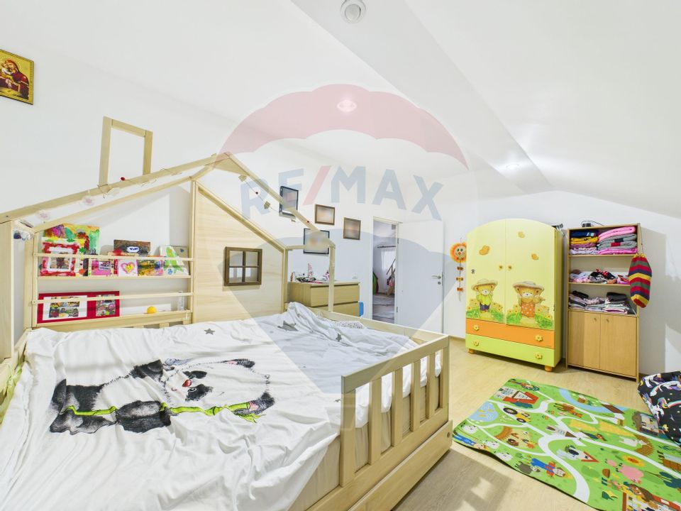 7 room House / Villa for sale