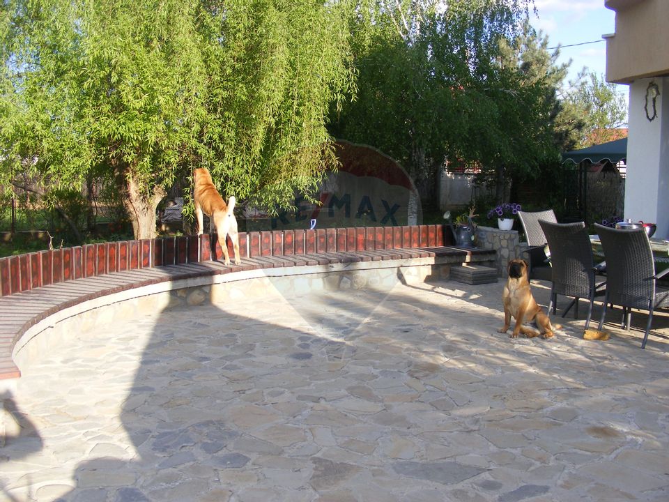 7 room House / Villa for sale