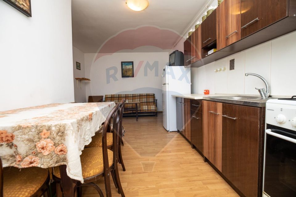 Apartament cu 2 camere de închiriat în zona Alfa