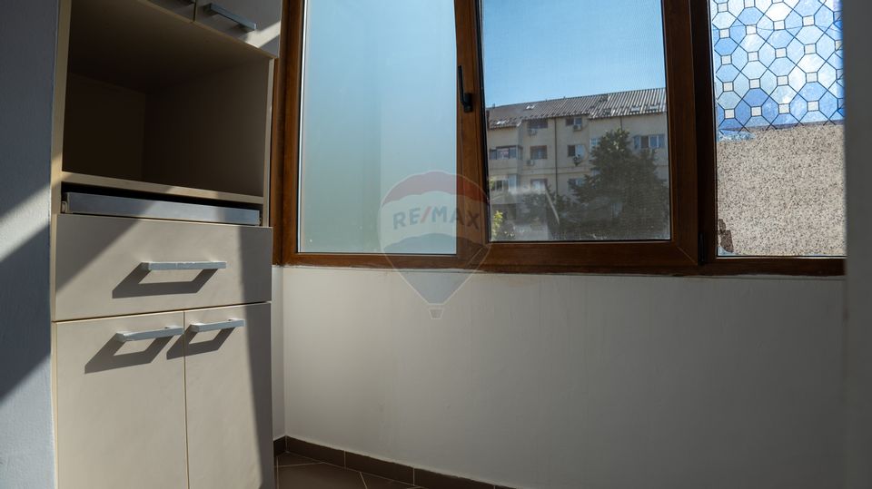 Vanzare apartament 2 camere, posibilitate centrala zona Raul Colentina