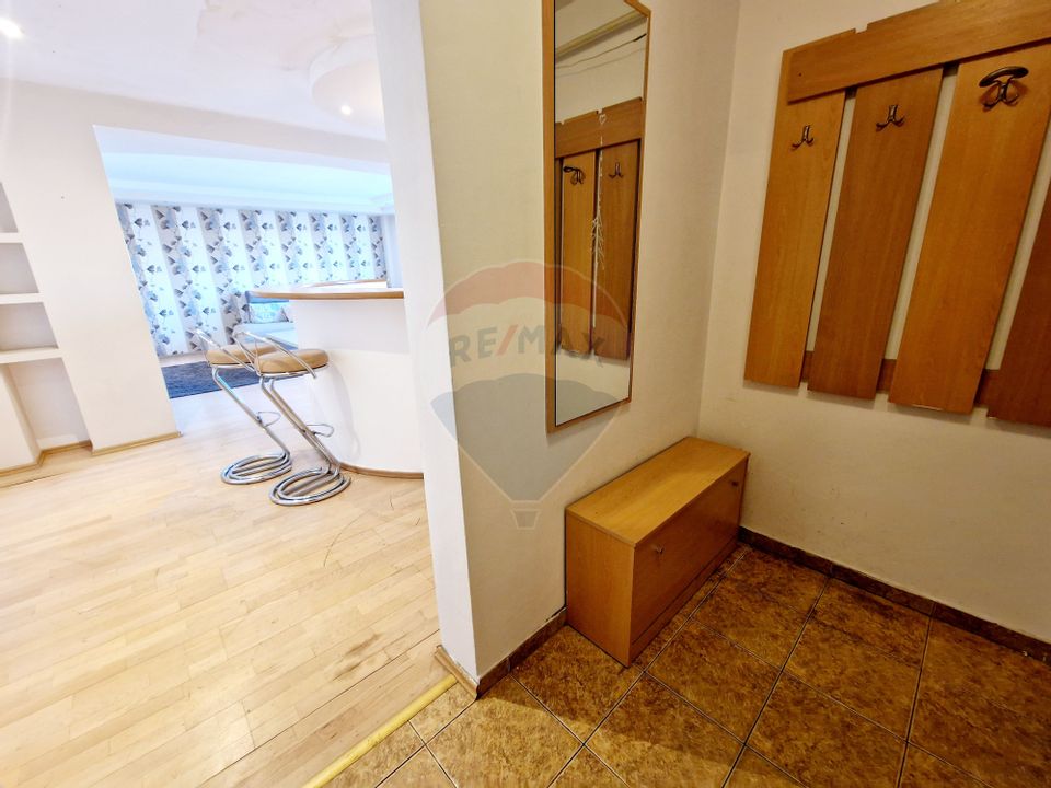4 rooms apartment P-ta Alba Iulia/Decebal central heating
