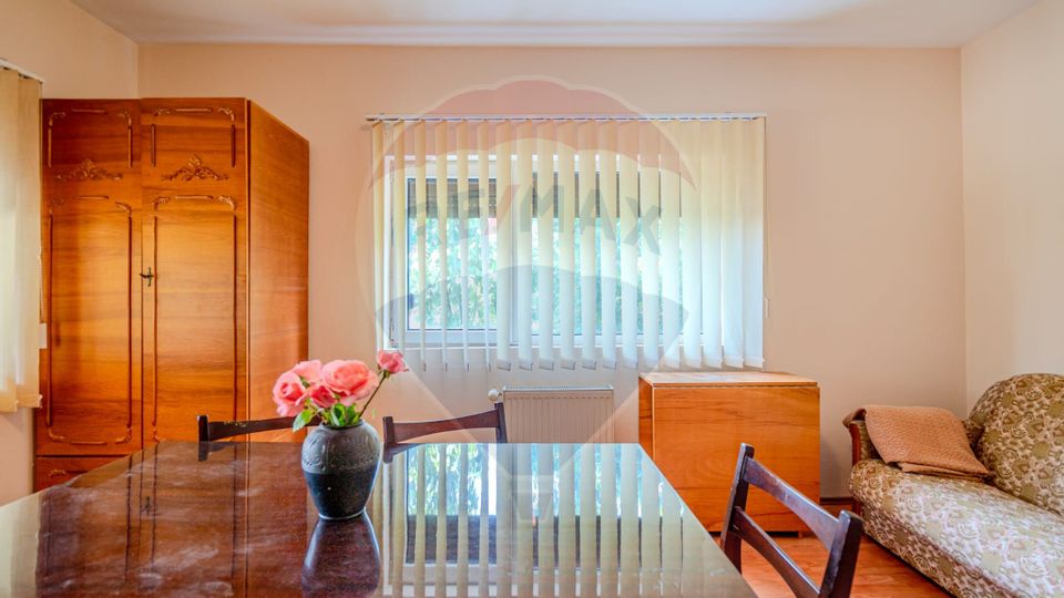 10 room House / Villa for sale