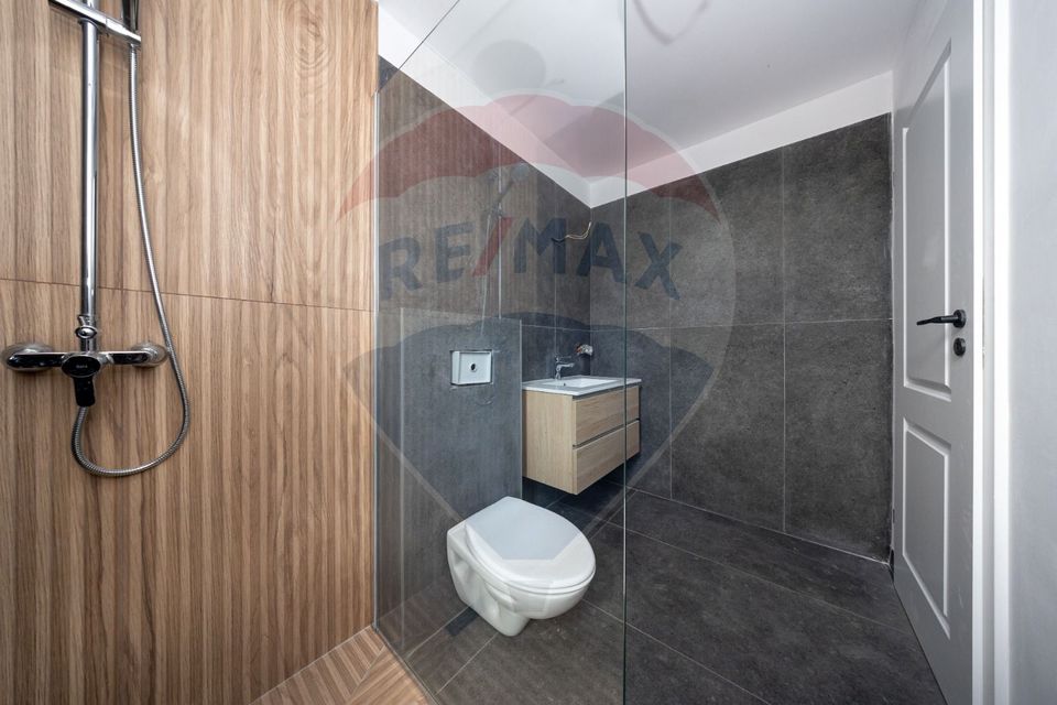 Vila moderna cu 4 camere,  P+E - teren 501 mp