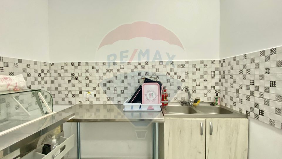 70sq.m Commercial Space for rent, Tractorul area