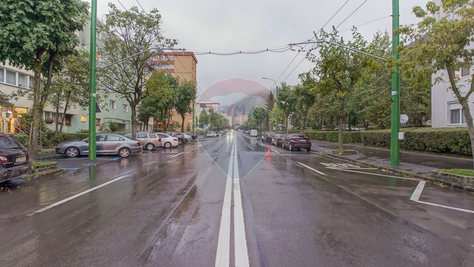 !! VANDUT !!  Apartament cu 3 camere în cartierul Răcădău