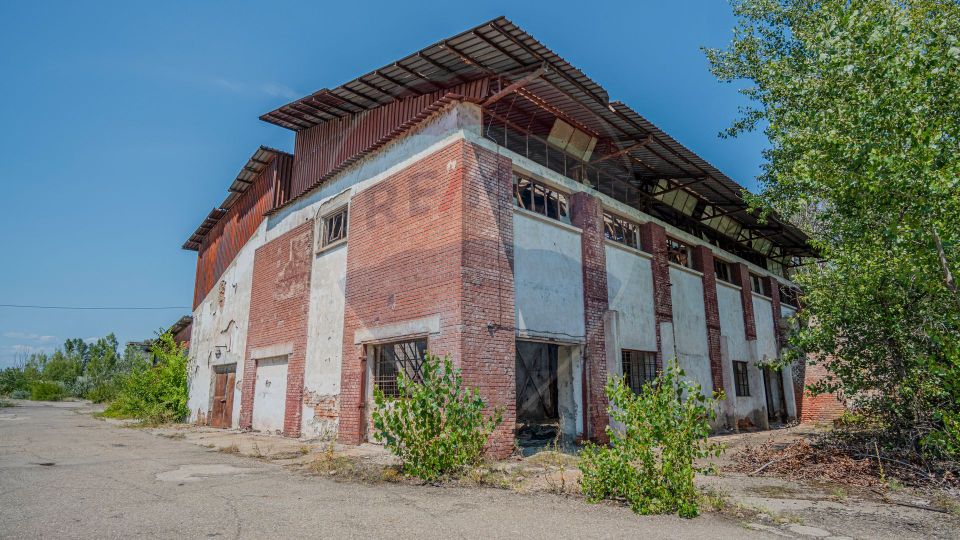 12,000sq.m Industrial Space for sale, Periferie area