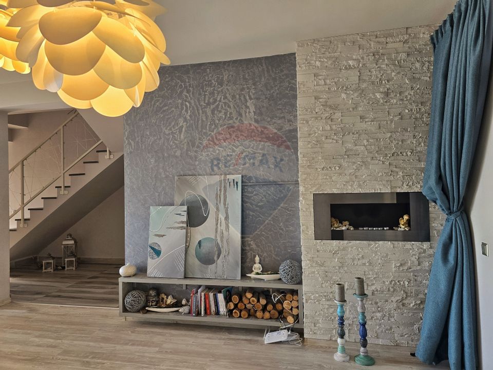 Duplex cu panorama superba, grădină spațioasă, strada Narciselor