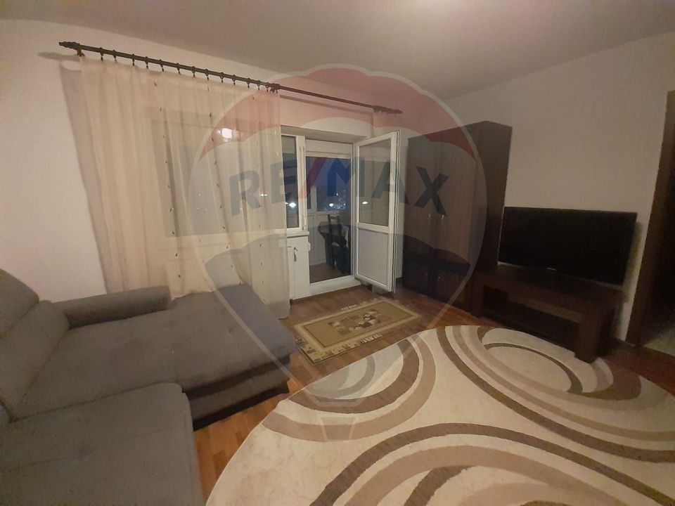 Apartament cu 2 camere de vânzare în zona Micalaca