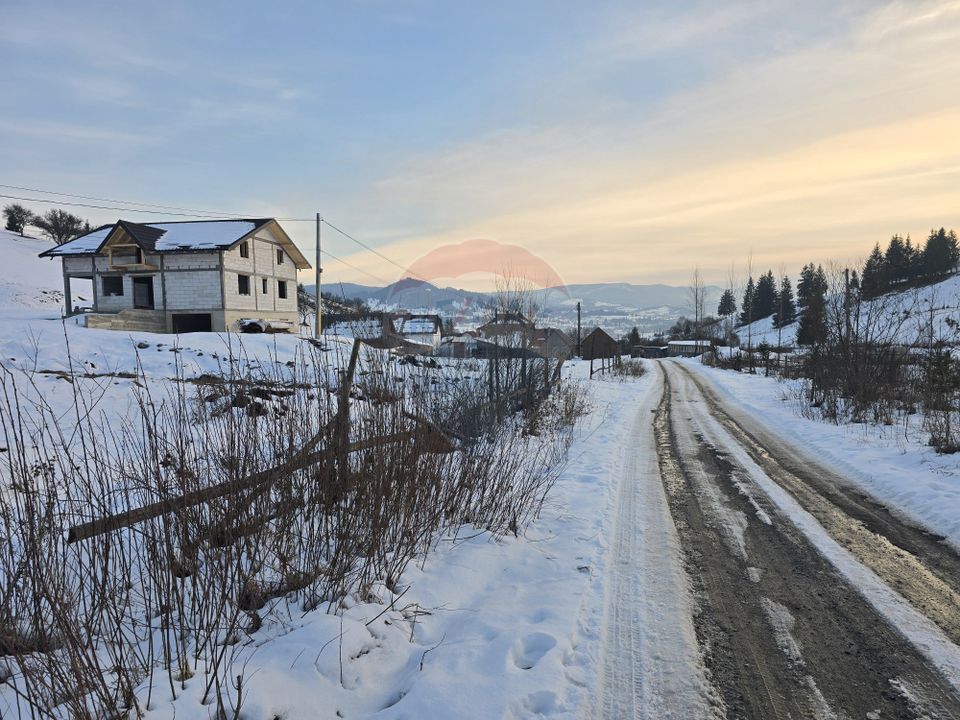 Casă / Vilă cu 5 camere de vânzare