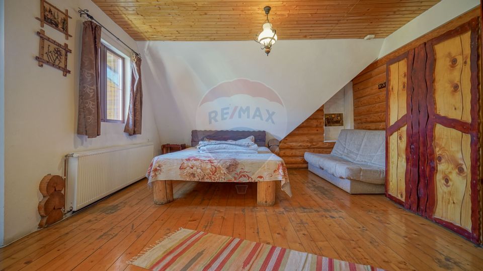 8 room House / Villa for sale