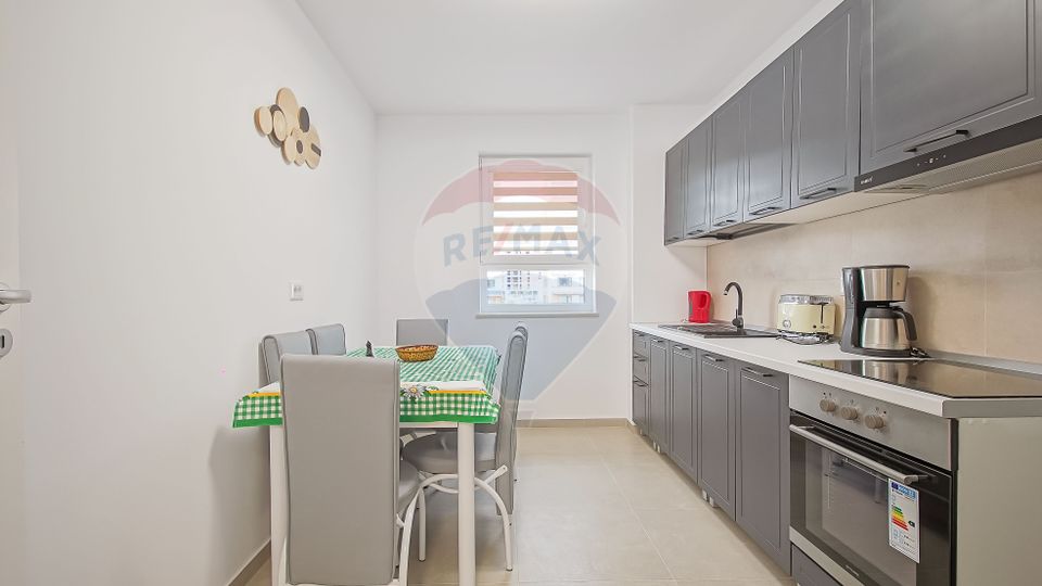 2 room Apartment for rent, Tractorul area