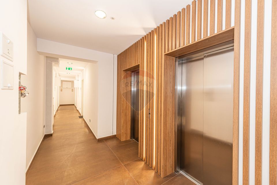 Rent apartment 2cam, block 2023, Piata Constitutiei fantani