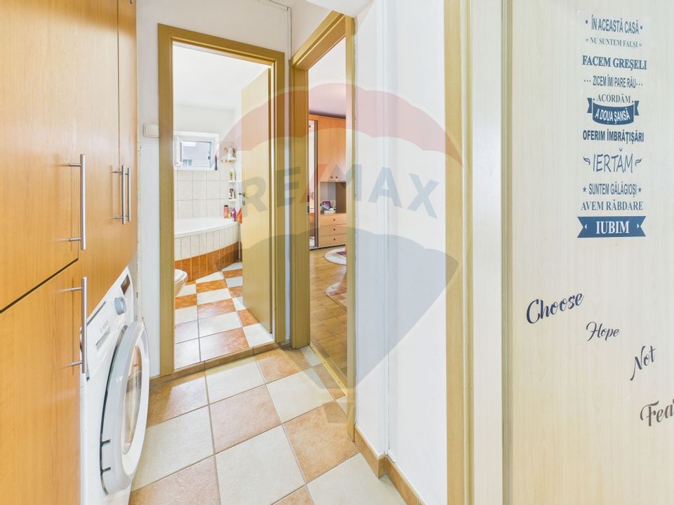 De vanzare Apartament 3 camere zona Octavian Goga-Nerva Traian