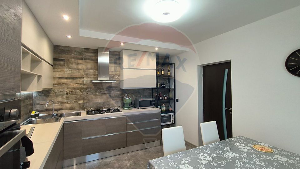 Casă spațioasă P+M și teren generos de 4151 mp în Tg. Bujor Galați