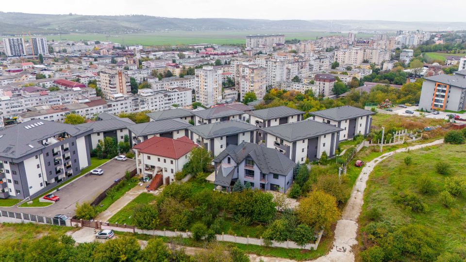 Casă/Vilă Deosebită de Vânzare în Oraș, Păcurari-Iași, View Panoramic