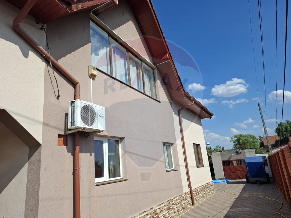 Casă / Vilă cu 6 camere de vânzare în zona Calea Severinului