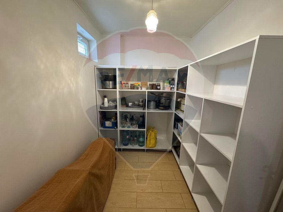 6 room House / Villa for sale, Darmanesti area