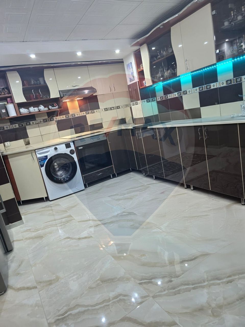 Casă / Vilă oportunitate cu 5 camere priveliste frumoasa