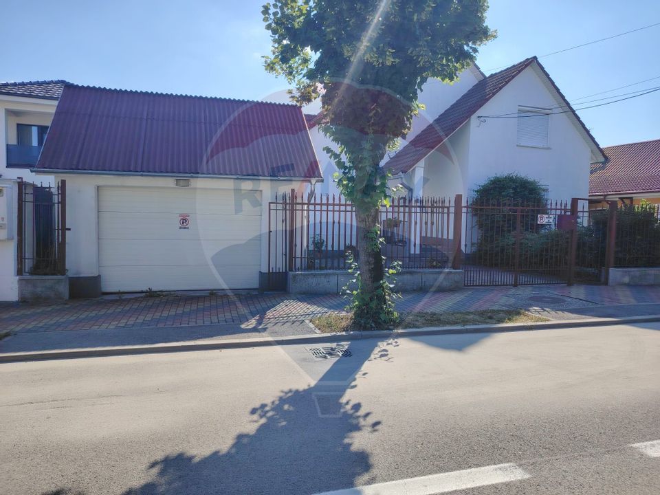 8 room House / Villa for sale, Central area