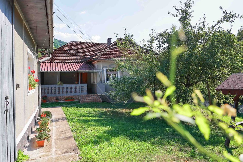 4 room House / Villa for sale