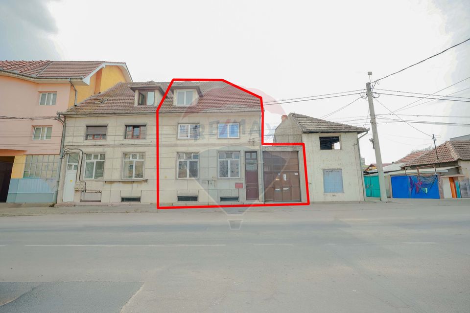 8 room House / Villa for sale, Iosia area