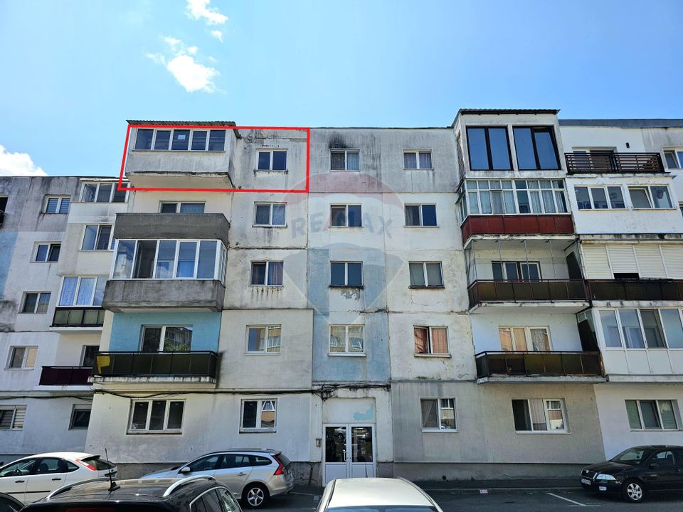 Apartament cu 3 camere de vânzare în Turda lângă Calea Victoriei