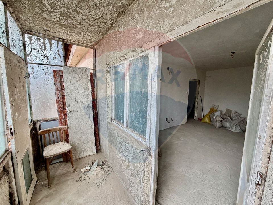 4 room Apartment for sale, Central area