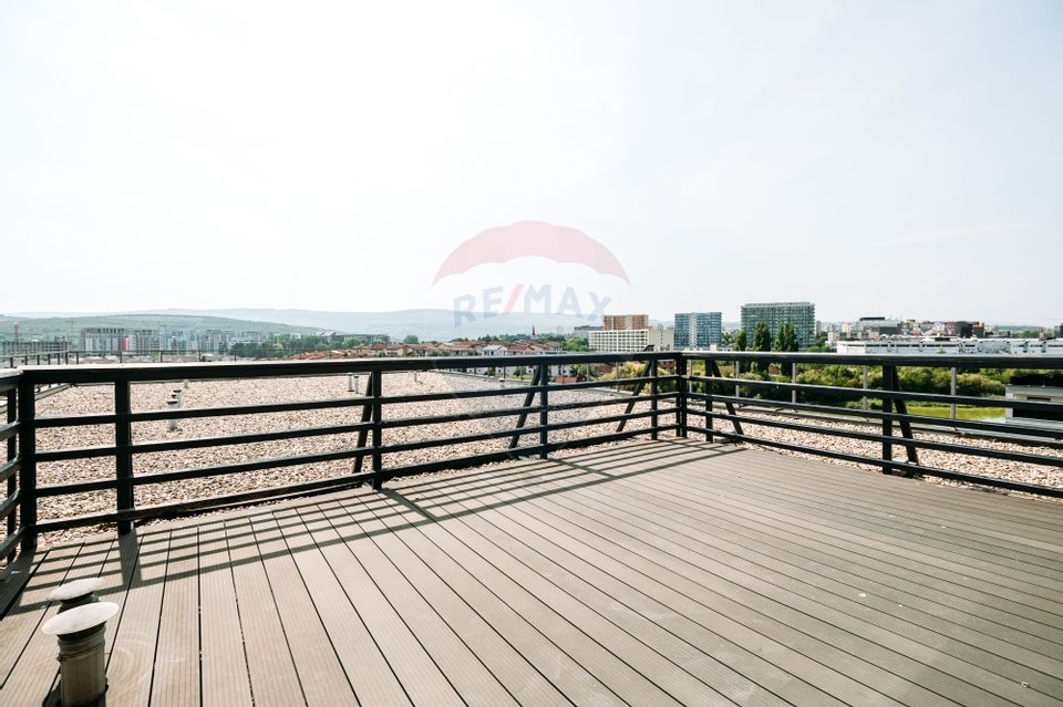 Apartament penthouse pe doua niveluri (4 camere)