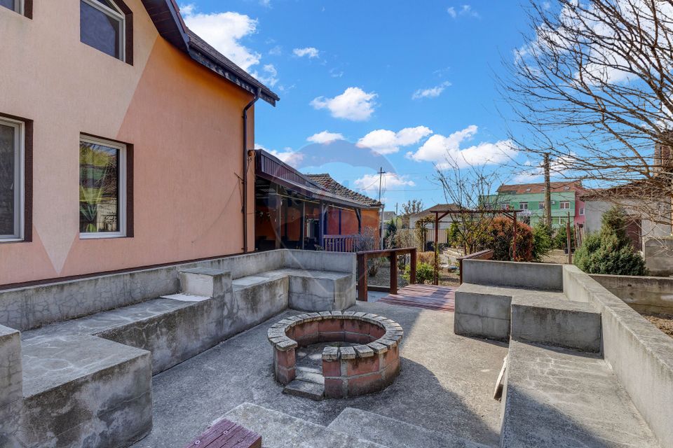 8 room House / Villa for sale, Ultracentral area