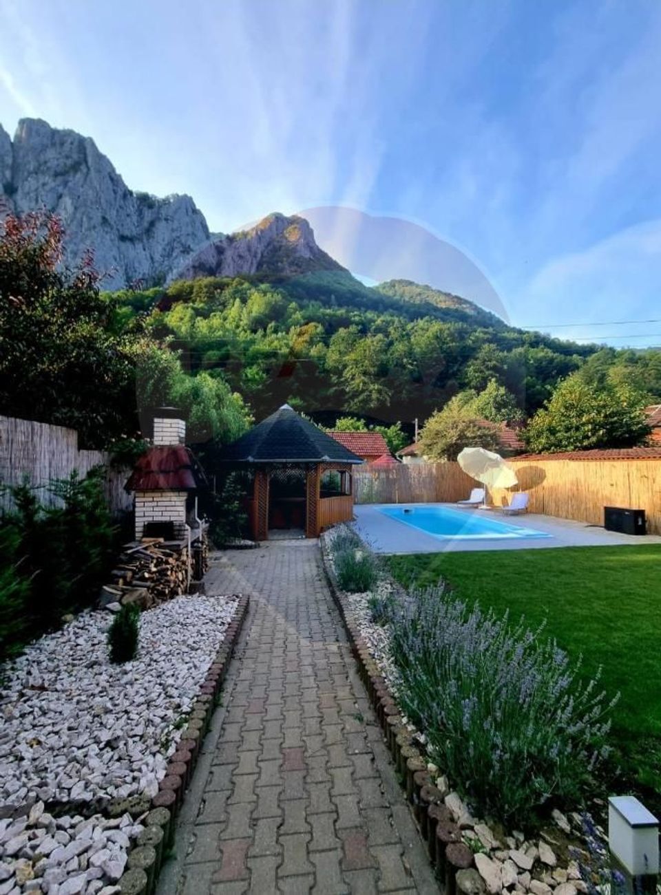 Cabana de vânzare în Valea Mănăstirii, Alba