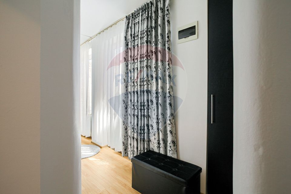 Apartament cu 2 camere de vânzare în zona Ultracentral