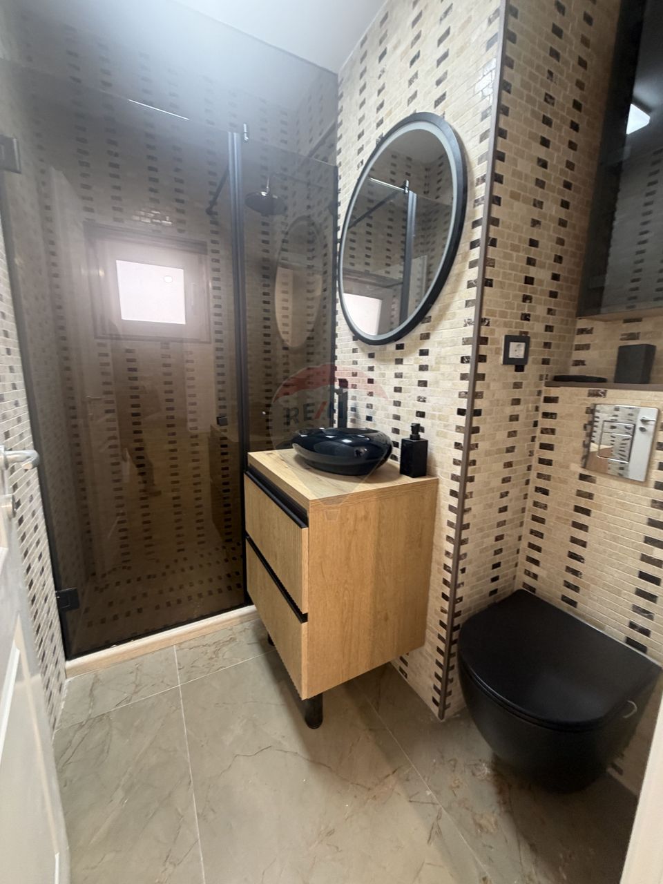 3 camere, Central, bloc nou, etaj 2, lift