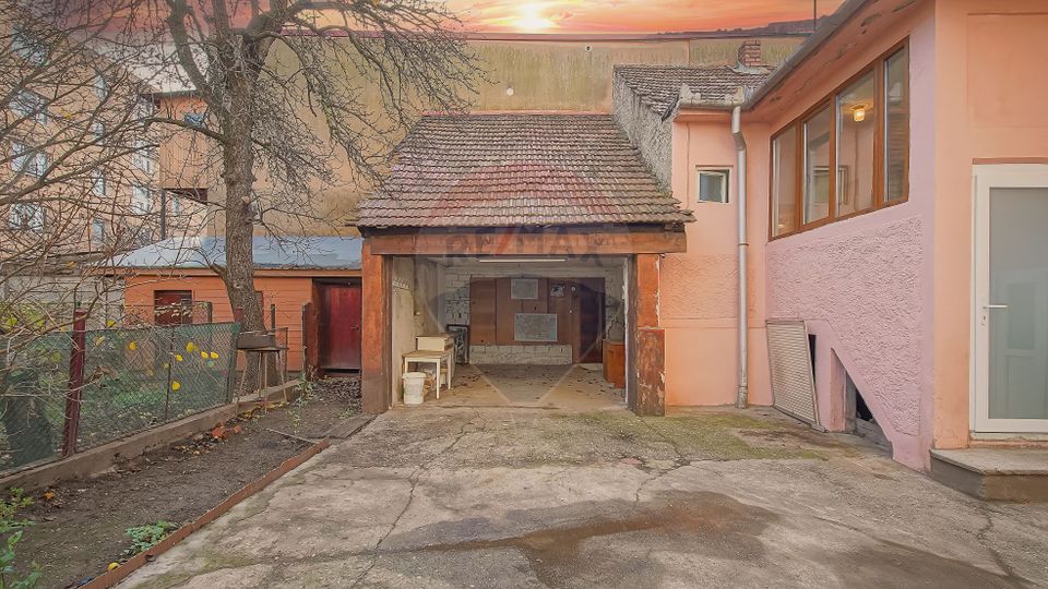 COMISION 0 Casă cu potențial excelent, teren 446 mp, Strada Fanionului