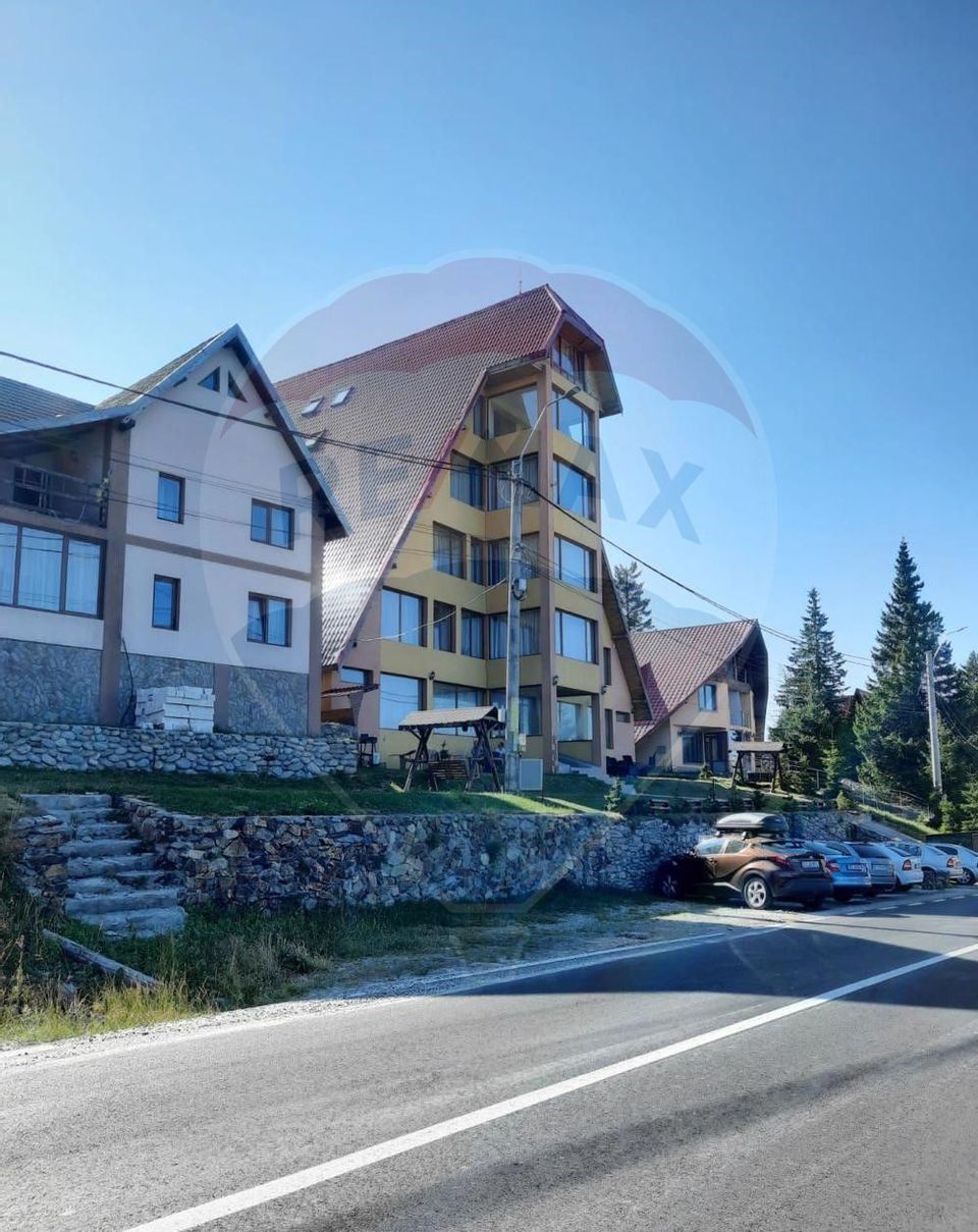 Pension for sale in Rânca resort