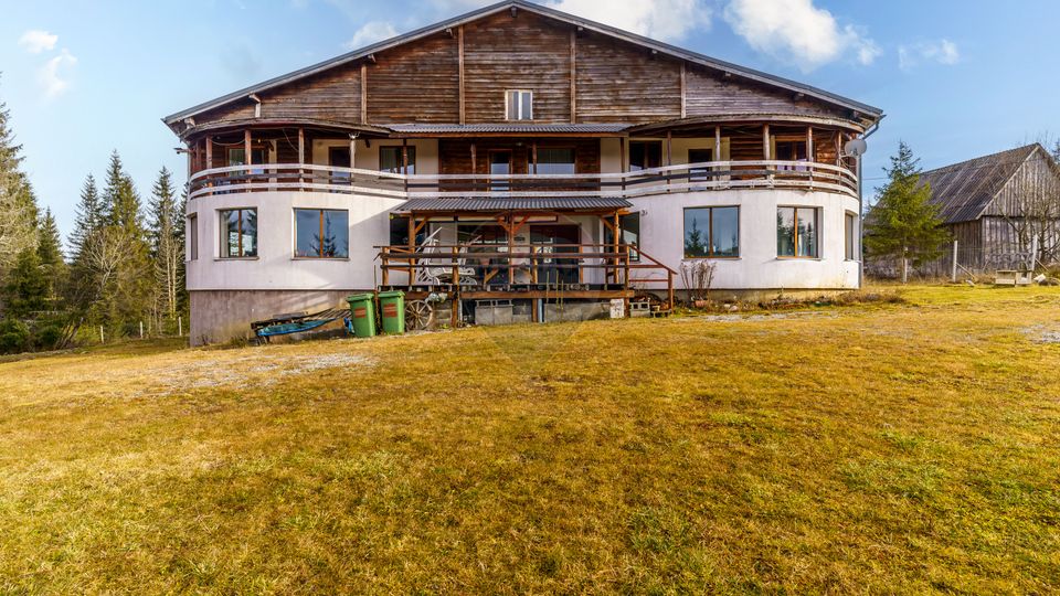 32 room Hotel / Pension for sale