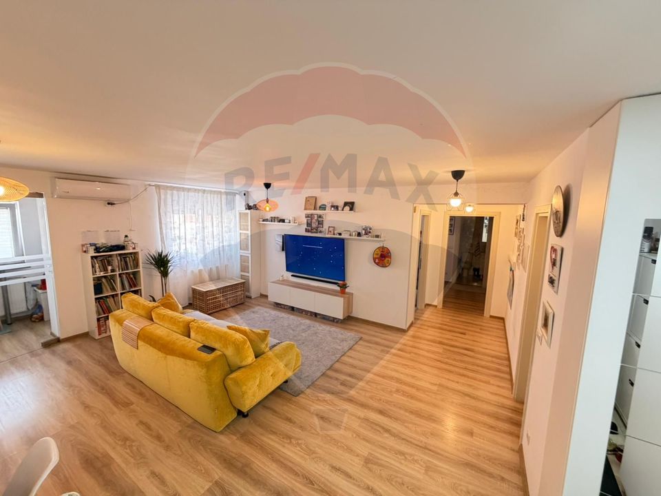 Vanzare apartament 4 camere Pallady