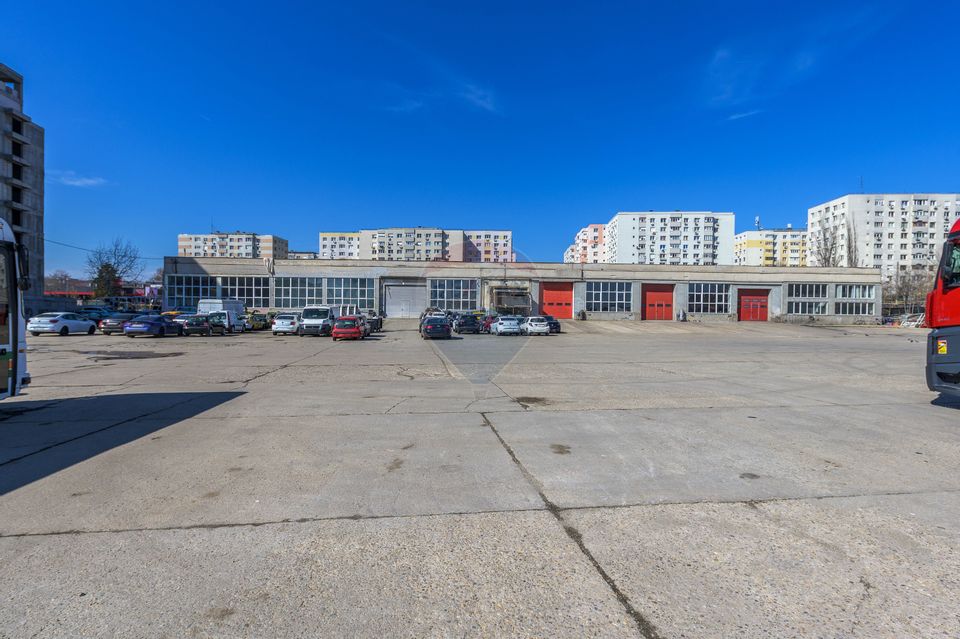 Spațiu Industrial & Comercial – 11735 mp, Hala 2900 mp, Birouri 727 mp