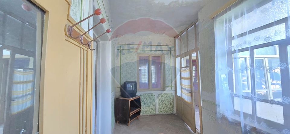 4 room House / Villa for sale