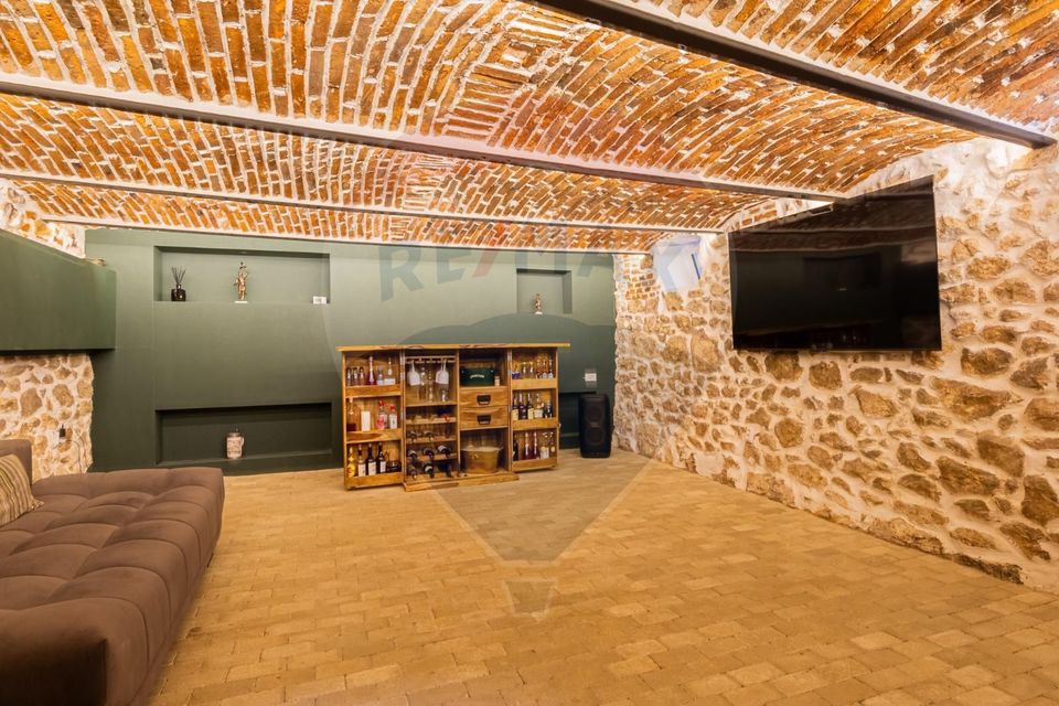 COMISION 0%|Oază de eleganță în Centrul Istoric: Apartament 4 camere!!