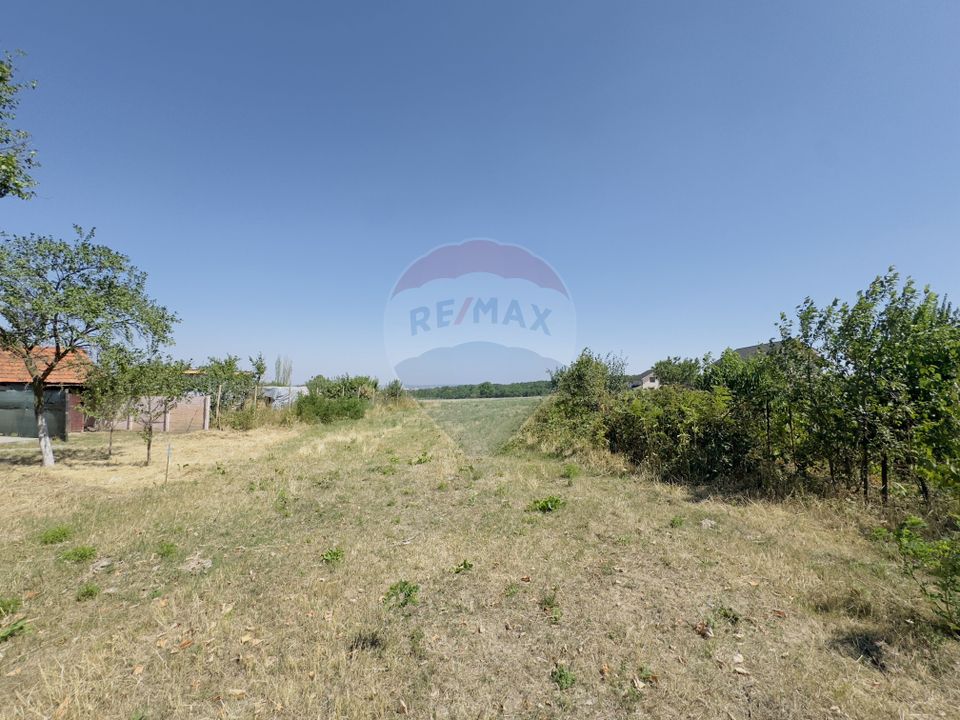 Teren 2,841mp Apateu / Strada Principala langa Biserica Ortodoxa