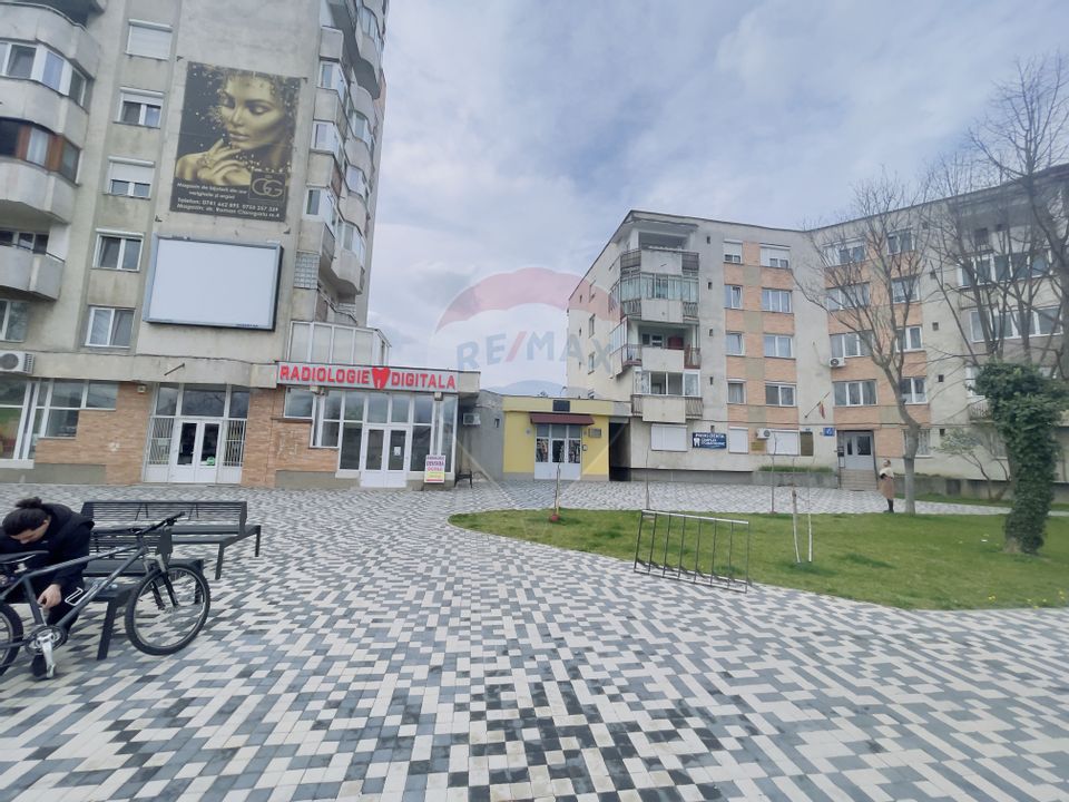 21.71sq.m Commercial Space for rent, Cantemir area