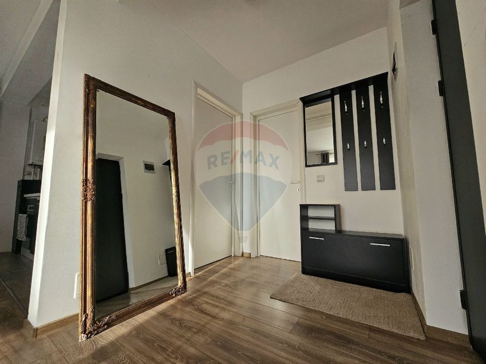 Apartament 3 camere de vânzare in Floresti, str. Tineretului