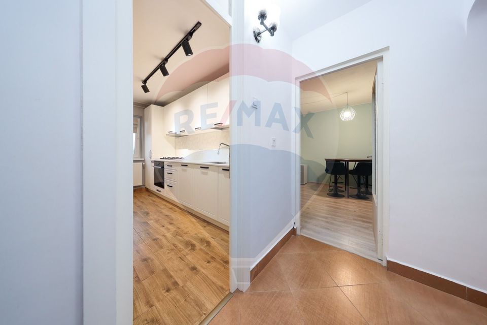 3 room Apartment for rent, Tractorul area