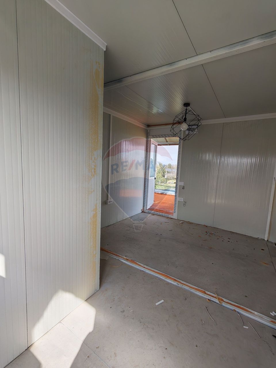 P+1, 100 mp utili, teren 960 mp, Sărbătoare – la 14 km de Craiova