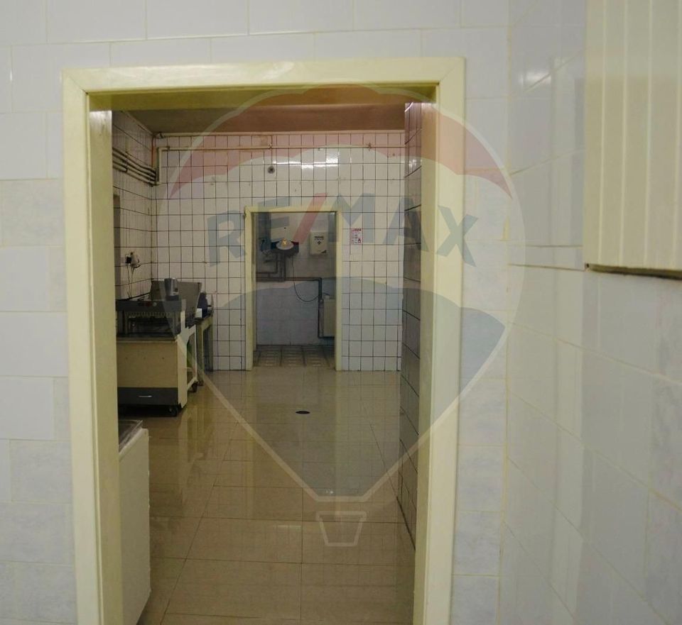 246sq.m Commercial Space for sale