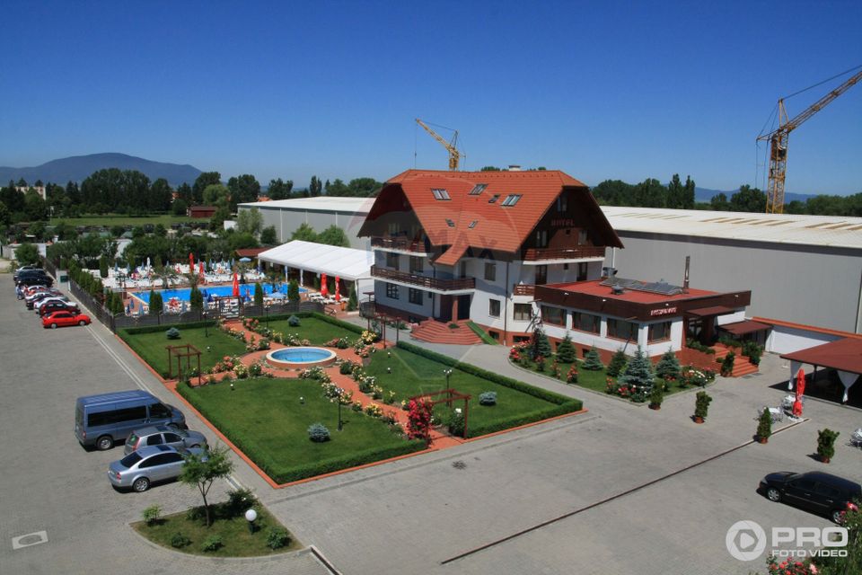 HOTEL,PISCINA SI CORT DE EVENIMENTE | 18080 MP TEREN | GRIVITEI BRASOV