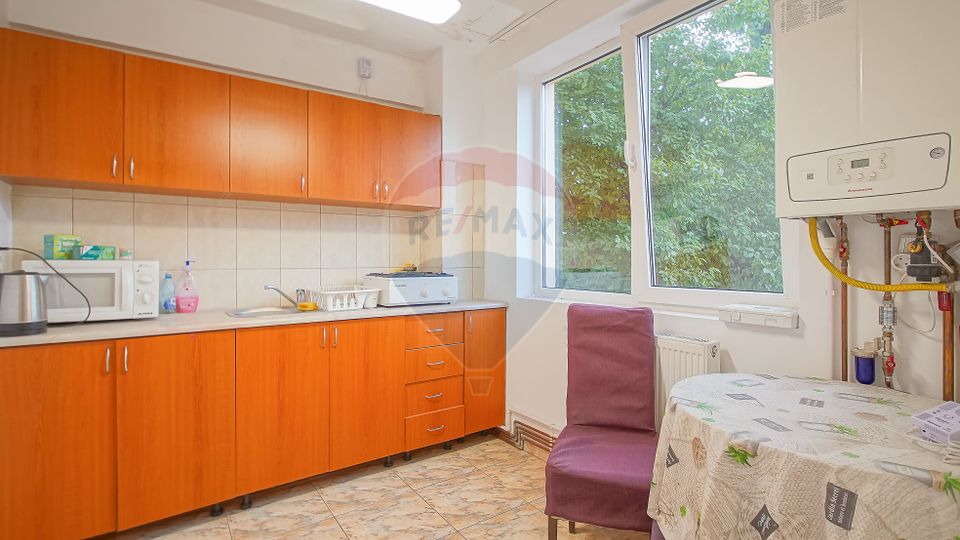 400sq.m Office Space for rent, Central area