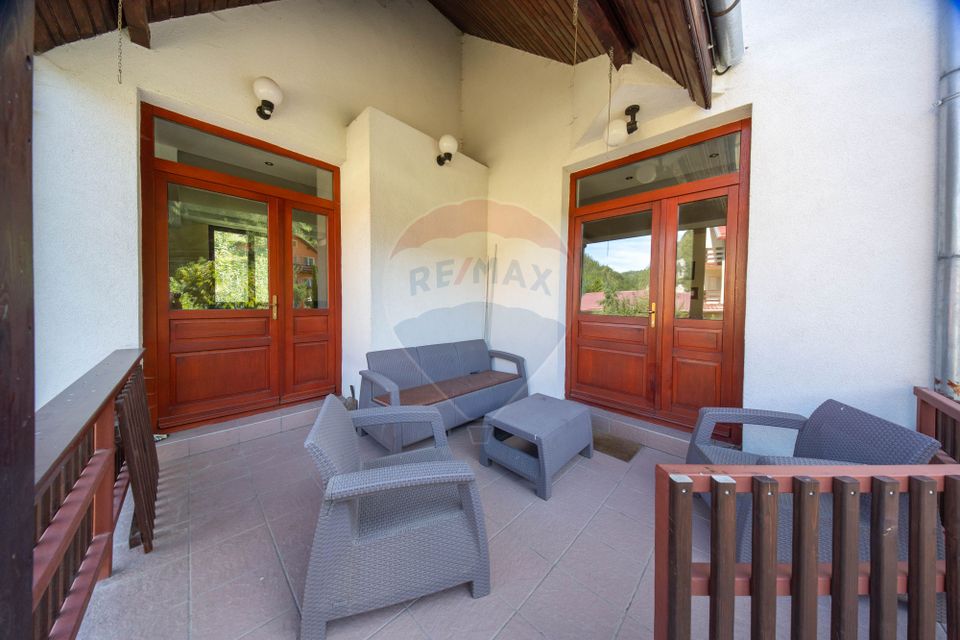 Vilă Moieciu, 375 mp util + teren 2.992 mp, View - Comision 0